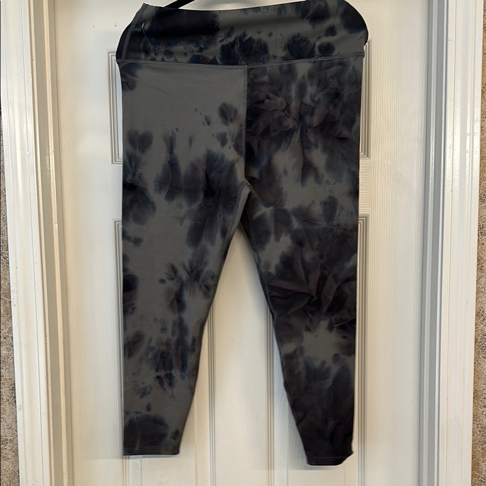 Sage collective Stylish Black Tie-Dye Leggings